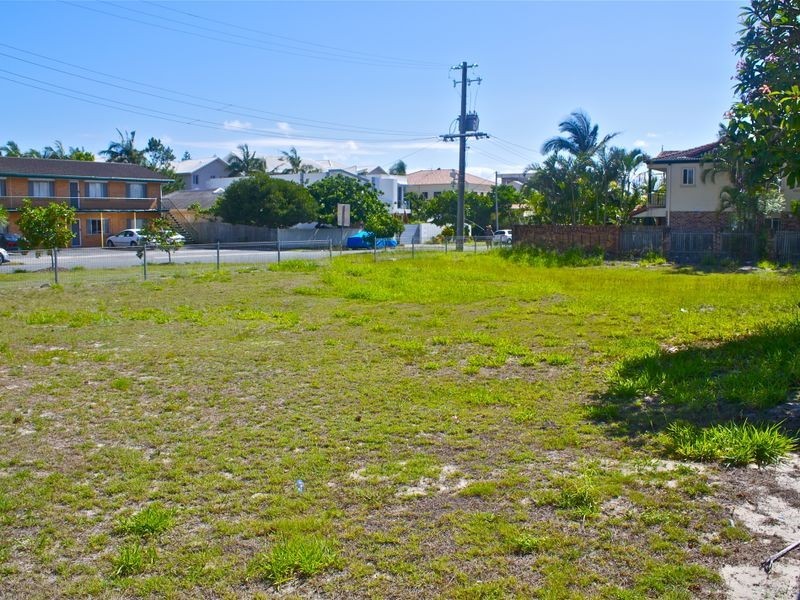 34 Hilda, Mermaid Beach QLD 4218