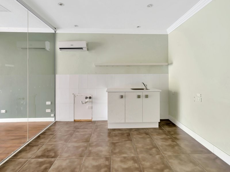 Suite 1/52 Thomas Drive, Chevron Island QLD 4217