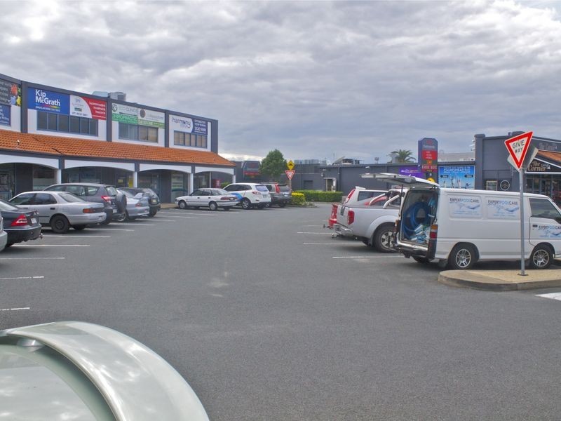 18/221 Christine Ave, Varsity Lakes QLD 4227