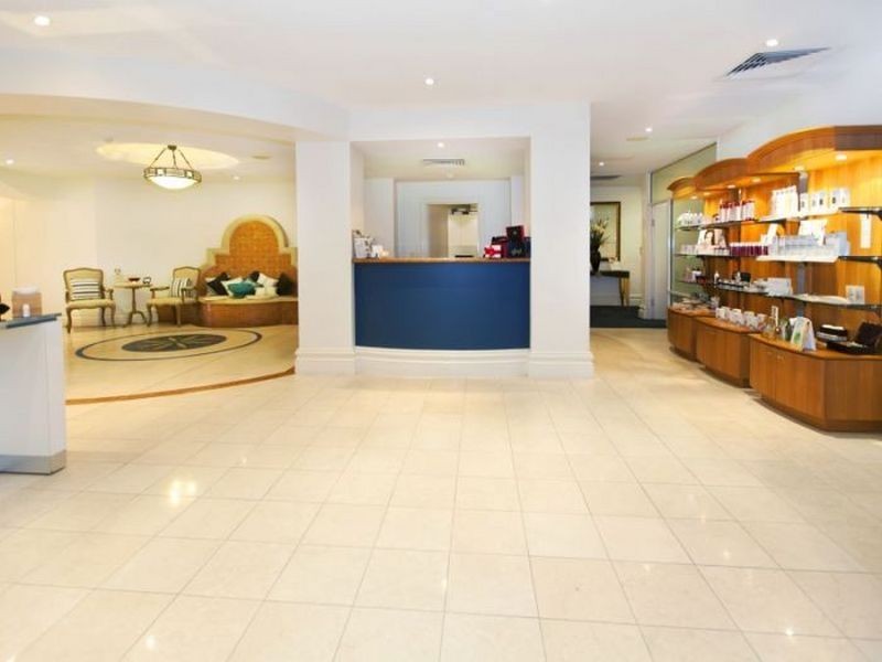 170/24-26 Queensland Avenue, Broadbeach QLD 4218