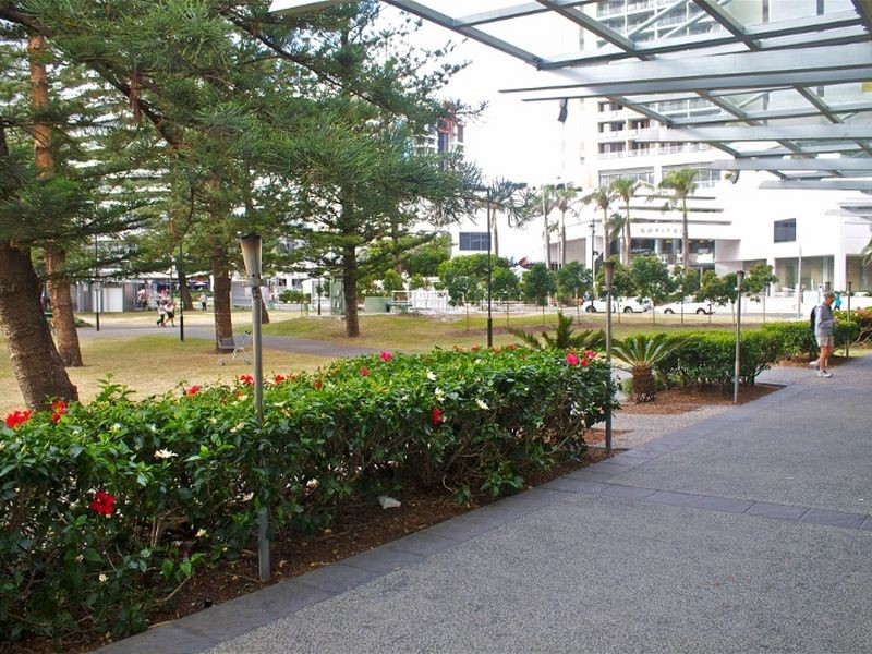 Broadbeach QLD 4218
