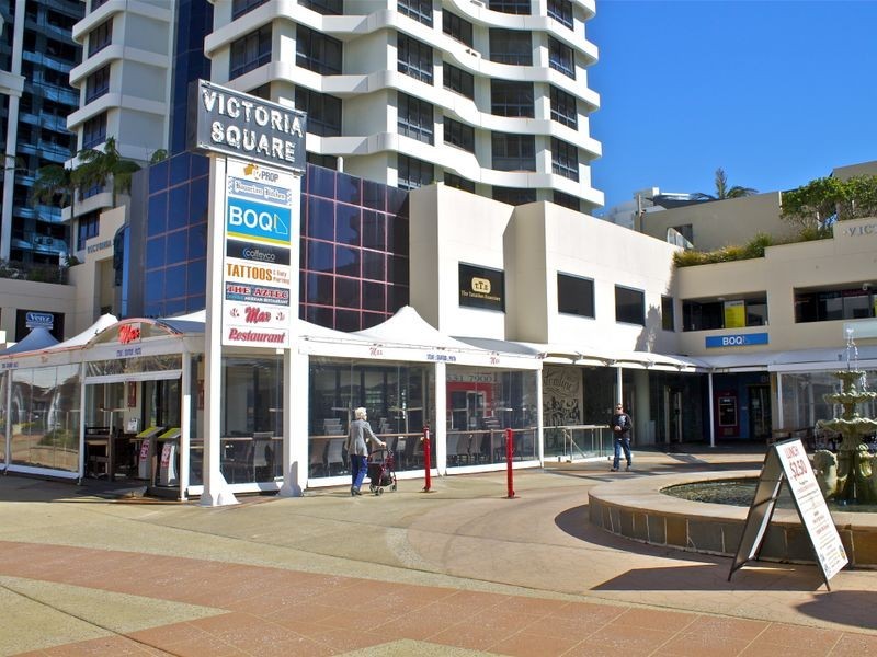 11/15 Victoria Avenue, Broadbeach QLD 4218