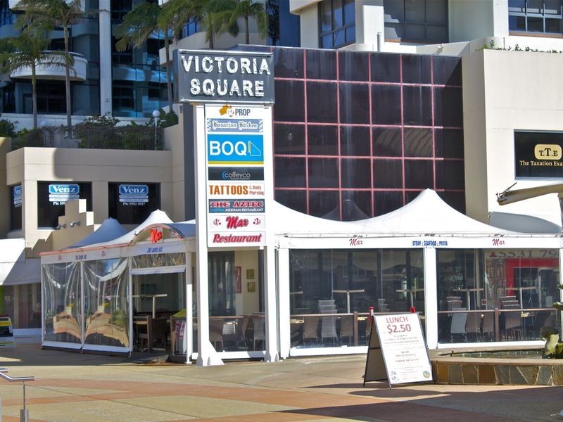 11/15 Victoria Avenue, Broadbeach QLD 4218