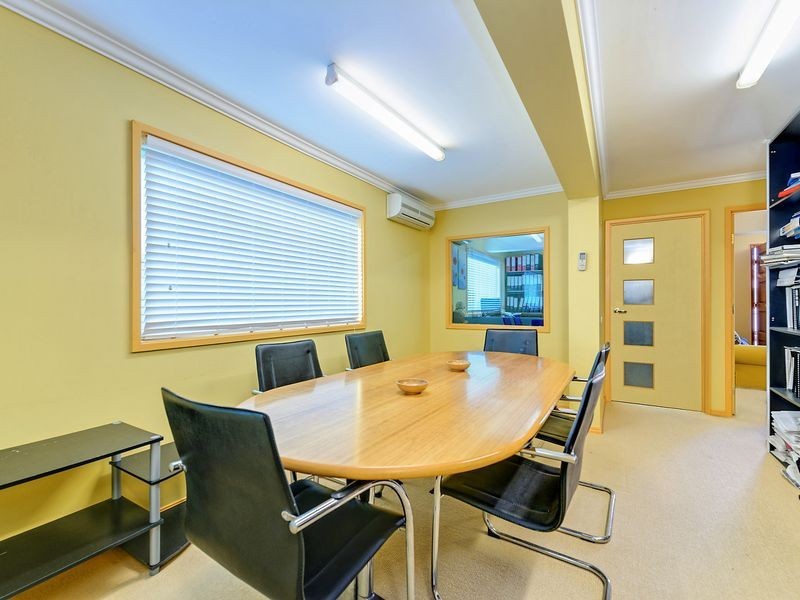 92 Ashmore Road, Bundall QLD 4217