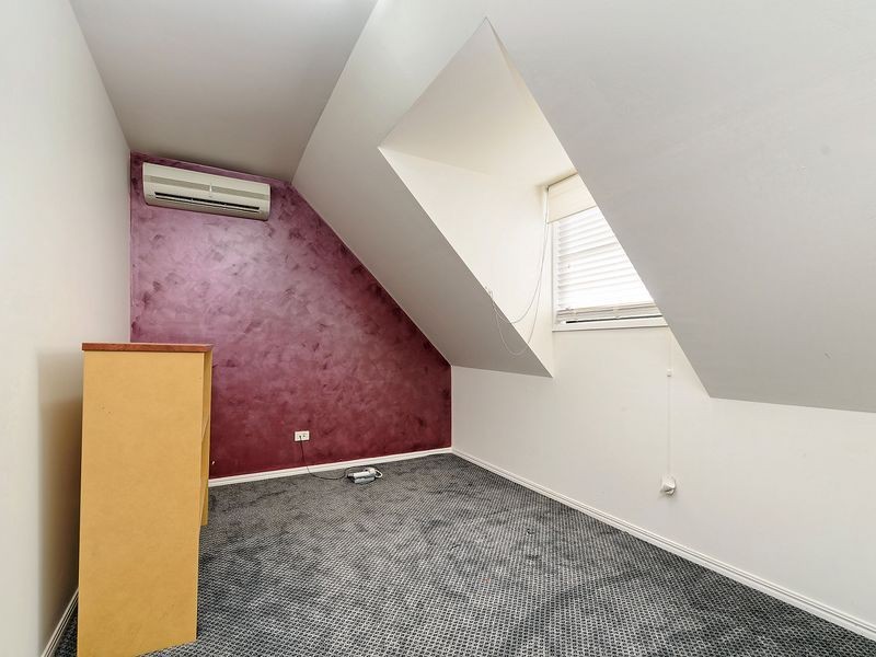 92 Ashmore Road, Bundall QLD 4217