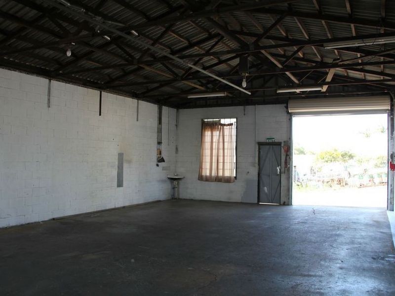 10 Bailey Crescent, Southport QLD 4215