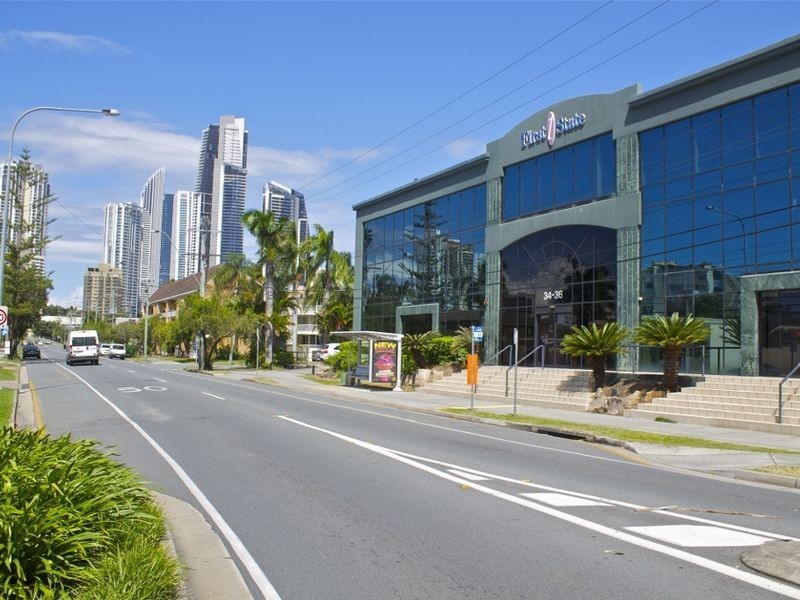 2/34 Thomas Drive, Surfers Paradise QLD 4217