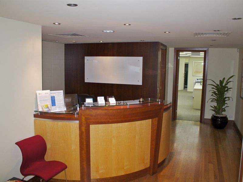 2/34 Thomas Drive, Surfers Paradise QLD 4217