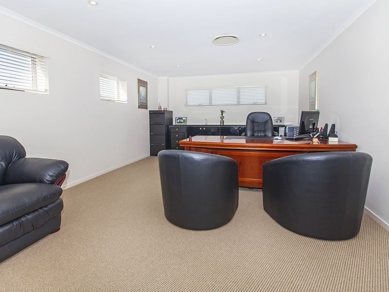 1/3 Shepherd Place, Molendinar QLD 4214