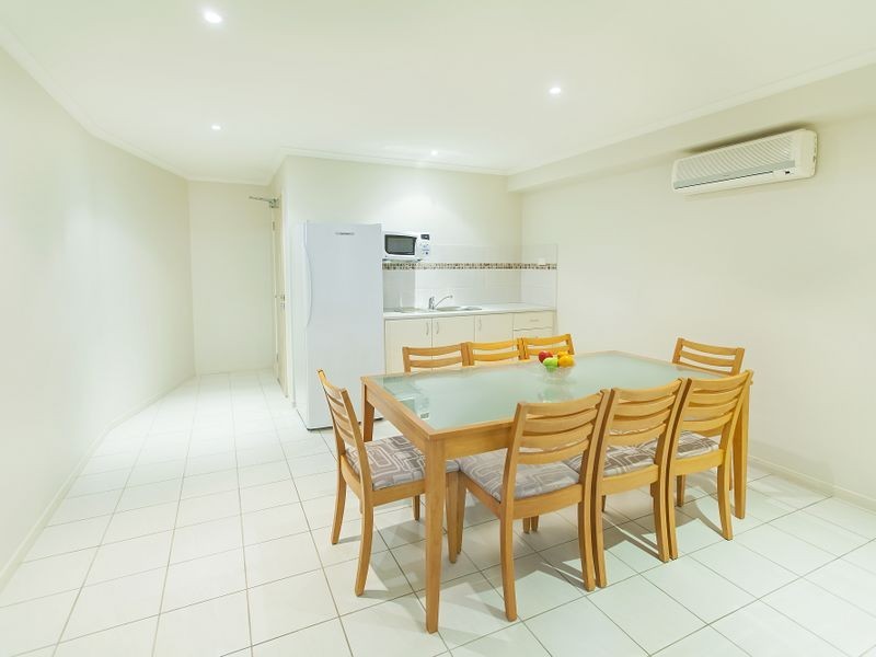 1/3 Shepherd Place, Molendinar QLD 4214