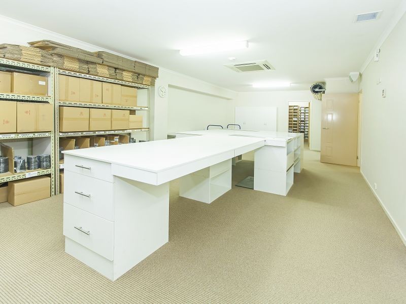 1/3 Shepherd Place, Molendinar QLD 4214