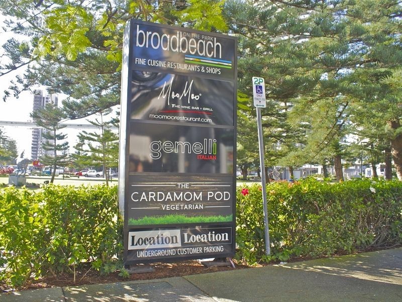 1/70 Surf Parade, Broadbeach QLD 4218