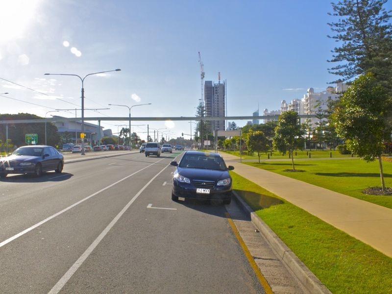 1/70 Surf Parade, Broadbeach QLD 4218
