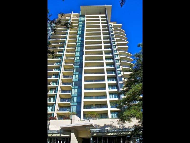 1/70 Surf Parade, Broadbeach QLD 4218