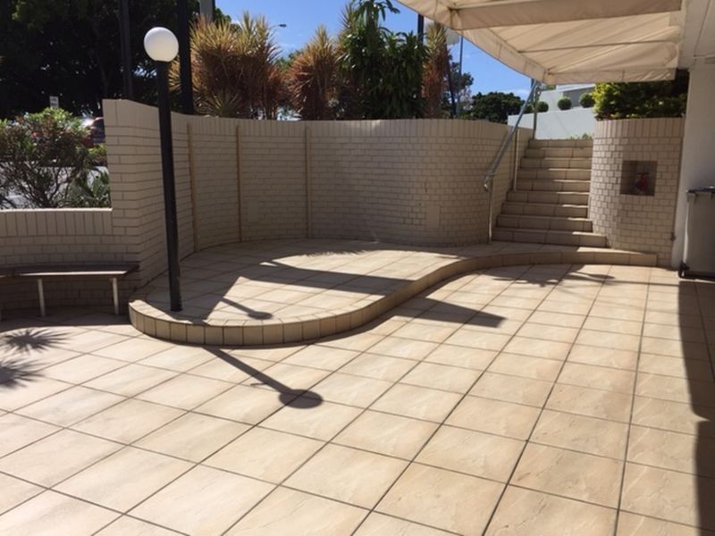 1/66 Marine Parade, Southport QLD 4215