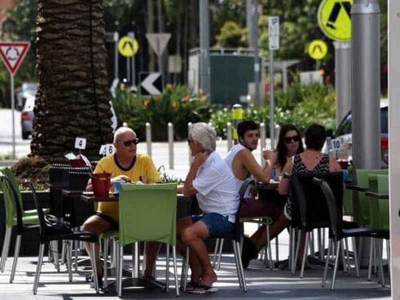 Shop 2 90 Surf Parade, Broadbeach QLD 4218