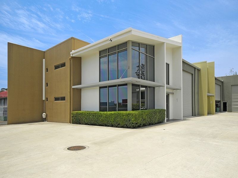 1/14 Ivan Street, Arundel QLD 4214