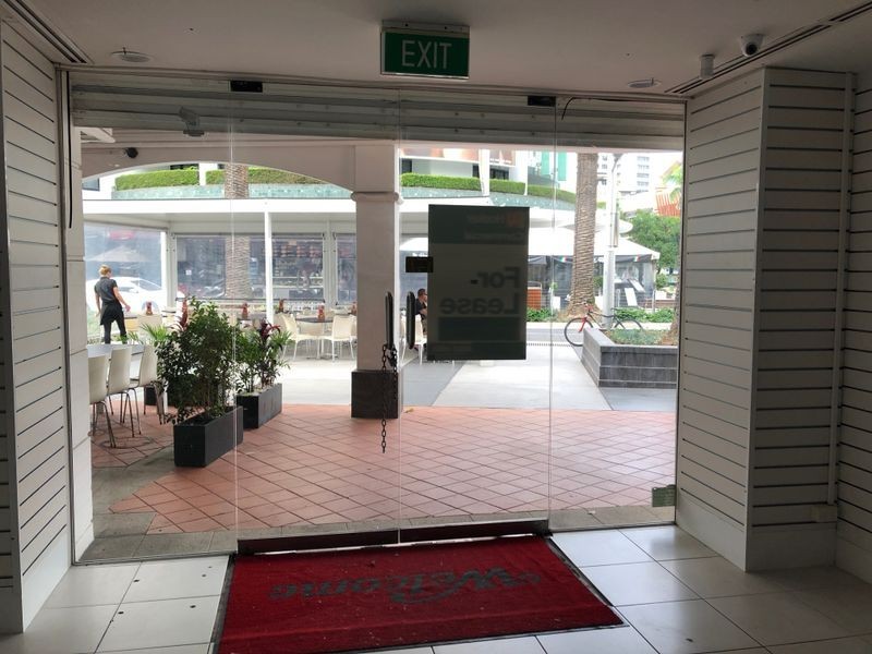 14/90 Surf Parade, Broadbeach QLD 4218