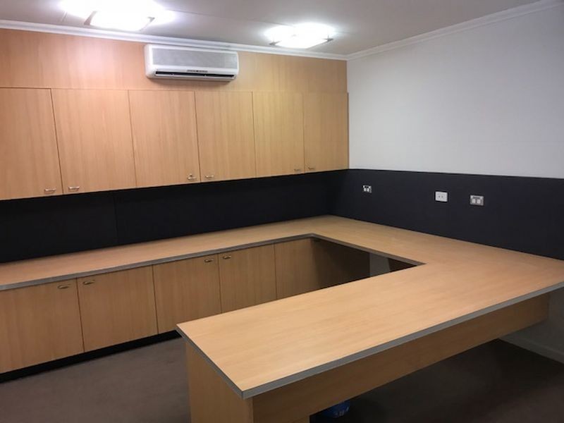 19 INDUSTRIAL AVE, Molendinar QLD 4214