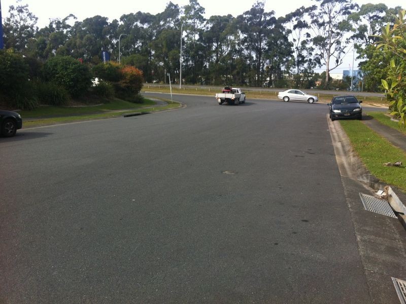 2A/4 Flint Court, Varsity Lakes QLD 4227