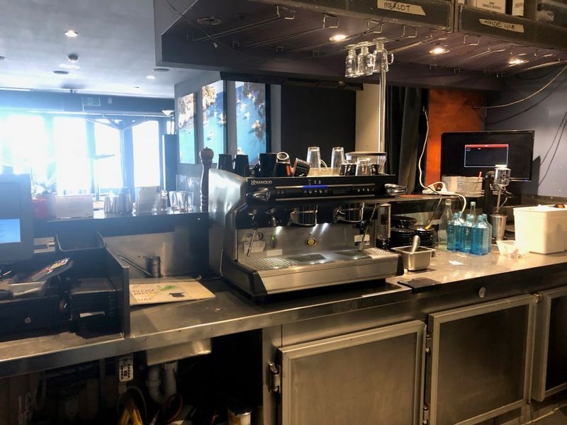 Shop 8 90 Surf Parade, Broadbeach QLD 4218