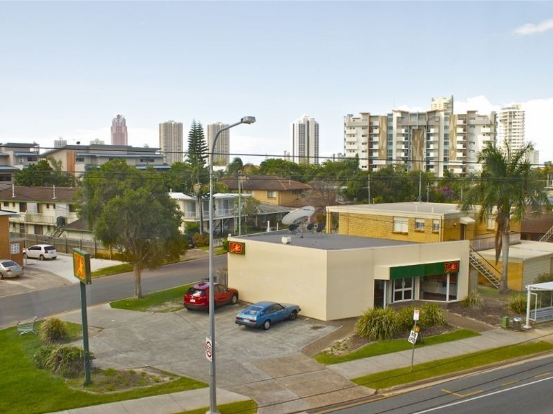 34 Thomas Drive, Surfers Paradise QLD 4217