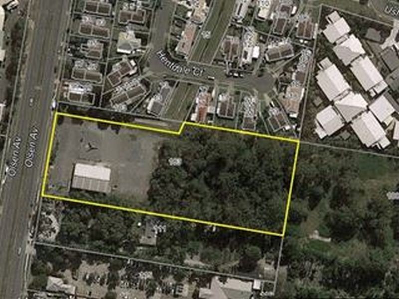 103 OLSEN AVE, Parkwood QLD 4214