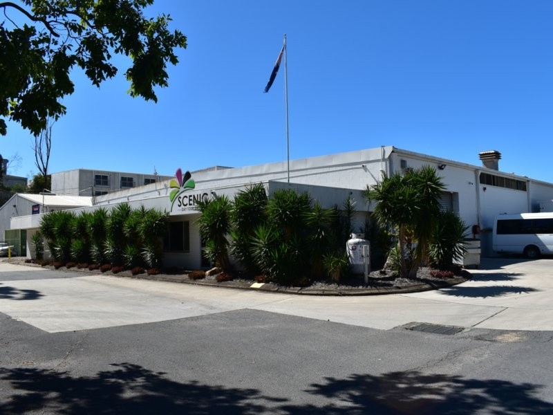 19 INDUSTRIAL AVE, Molendinar QLD 4214