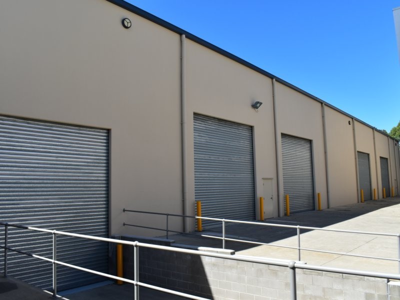 4 Distribution Avenue, Molendinar QLD 4214