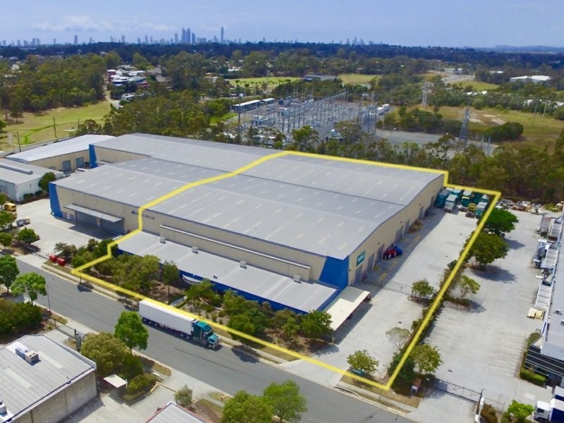 8 Distribution Avenue, Molendinar QLD 4214