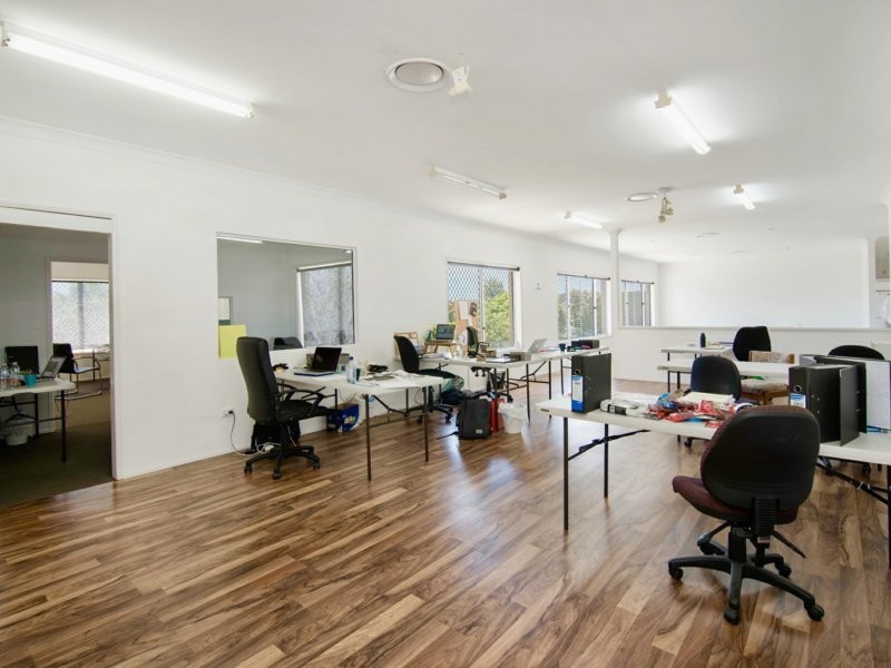 20 Barnett Place, Molendinar QLD 4214