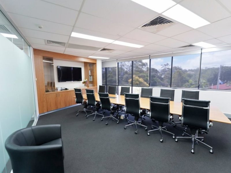 3 Westmoreland Boulevard, Springwood QLD 4127