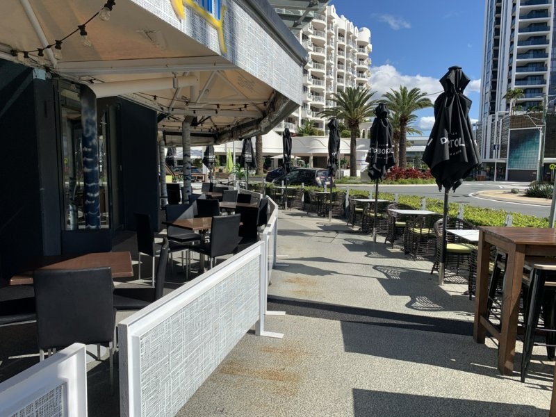 3,4&5/20 Queensland Avenue, Broadbeach QLD 4218