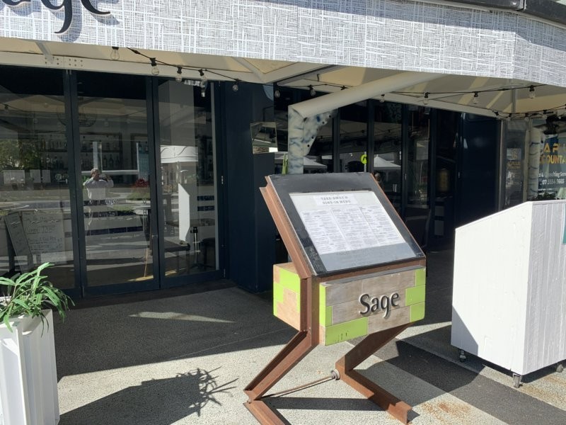 3,4&5/20 Queensland Avenue, Broadbeach QLD 4218