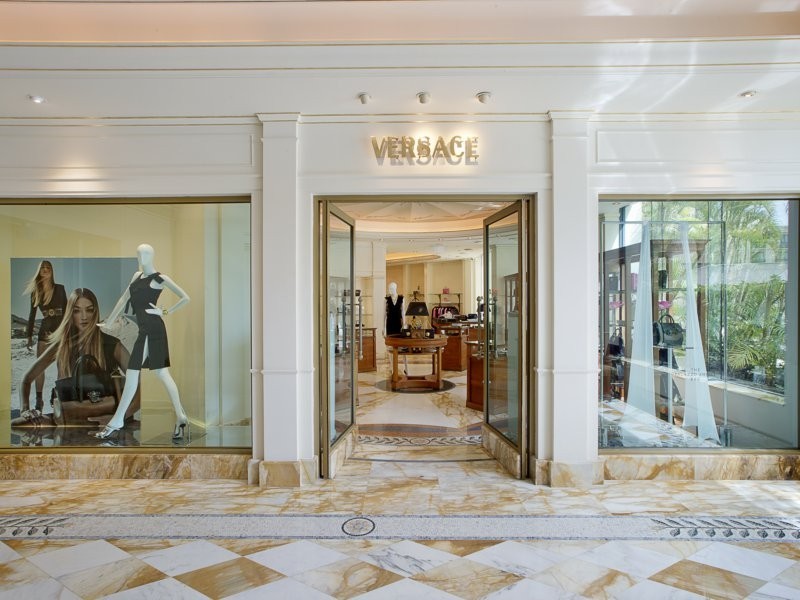 94 Seaworld Drive, Surfers Paradise QLD 4217