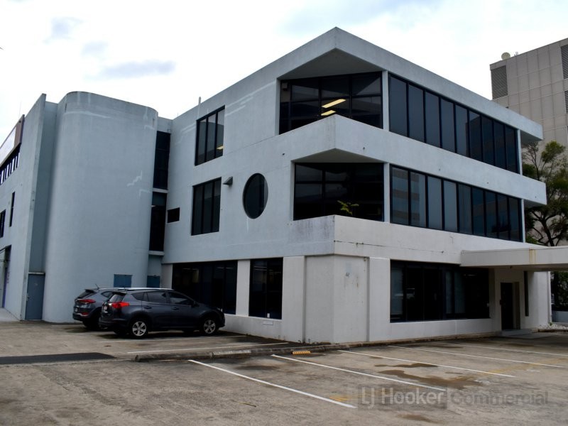 109 Upton Street, Bundall QLD 4217