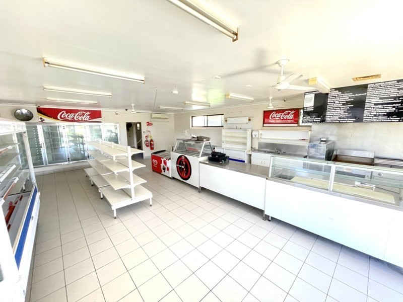 12 STURT STREET, Molendinar QLD 4214
