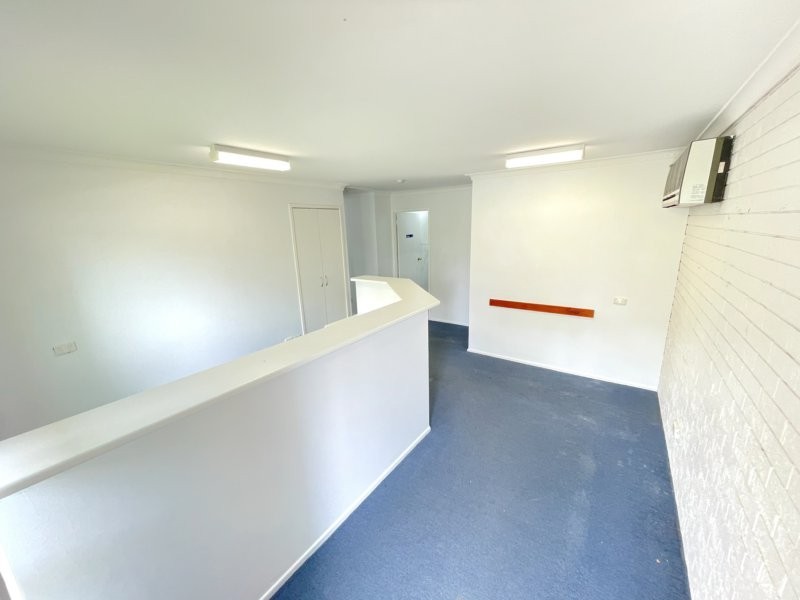 2/6 Tedder Avenue, Main Beach QLD 4217