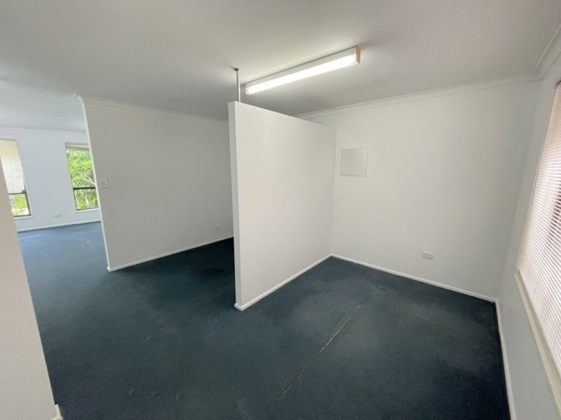 2/6 Tedder Avenue, Main Beach QLD 4217