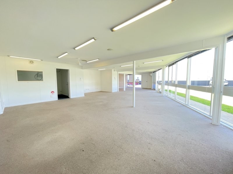 18 Strathaird Road, Bundall QLD 4217