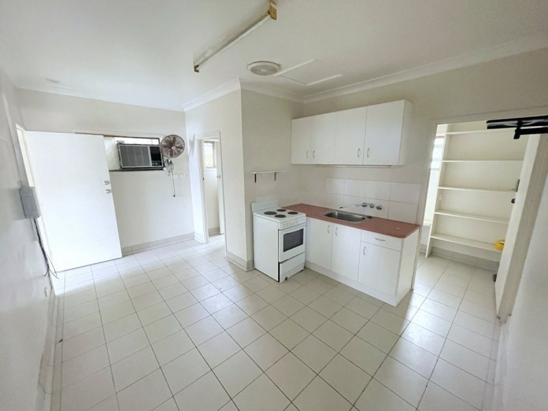 12 STURT STREET, Molendinar QLD 4214