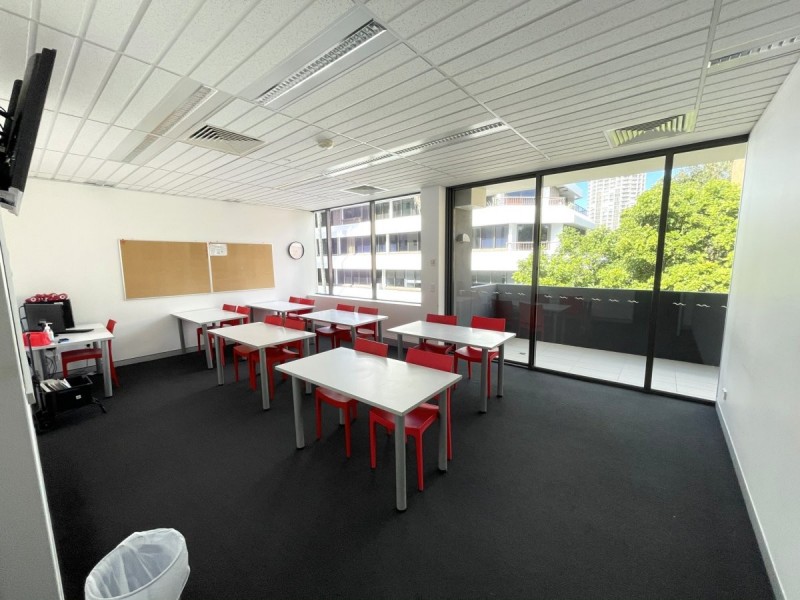 5-7 MARSHALL LANE, Southport QLD 4215