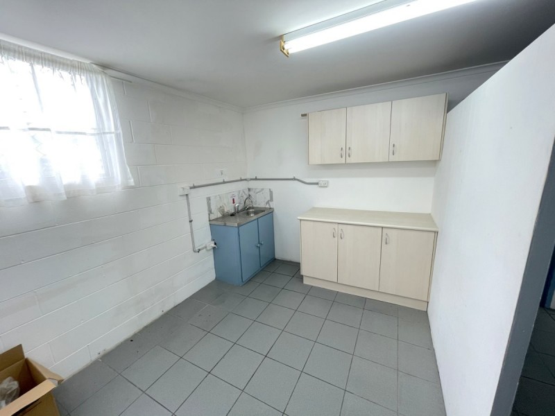 2/117 SCARBOROUGH STREET, Southport QLD 4215