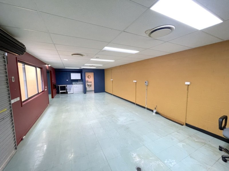 9 ENTERPRISE STREET, Molendinar QLD 4214