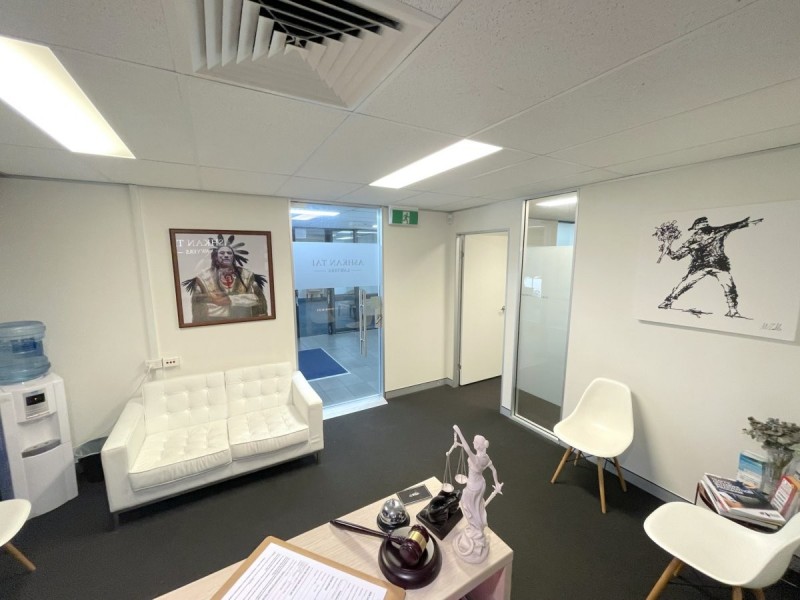 9 BAY STREET, Southport QLD 4215