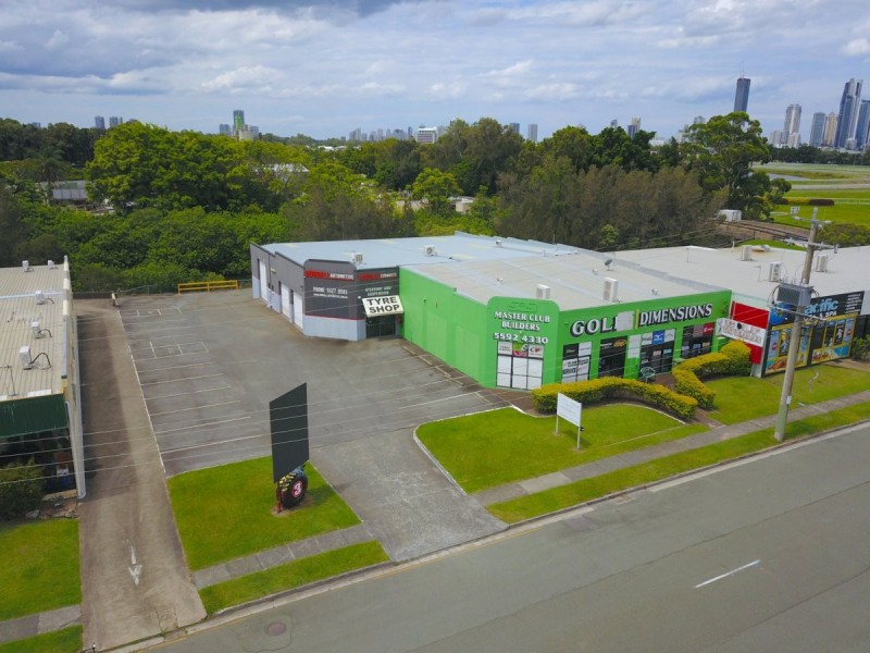 3 STRATHAIRD ROAD, Bundall QLD 4217