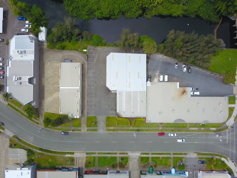 3 STRATHAIRD ROAD, Bundall QLD 4217