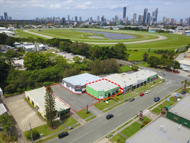 3 STRATHAIRD ROAD, Bundall QLD 4217