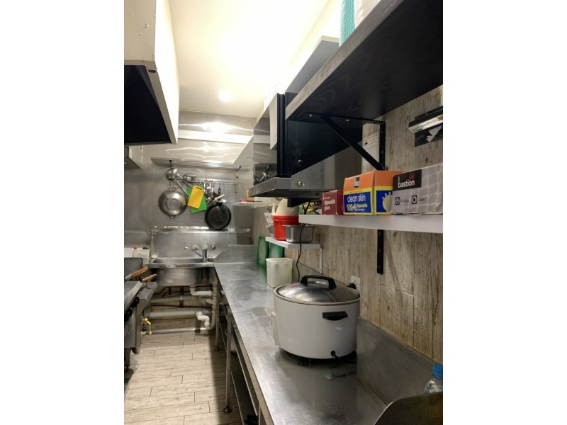 Shop 32/3131 SURFERS PARADISE BOULEVARD, Surfers Paradise QLD 4217