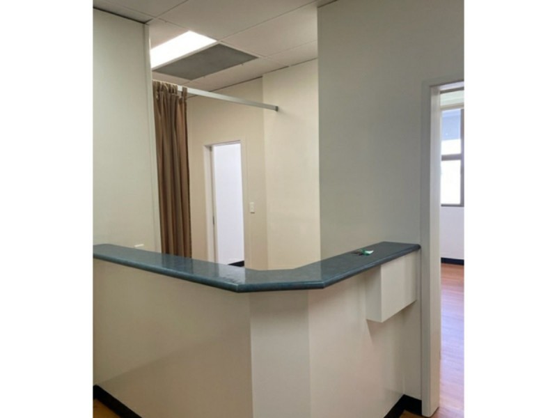 1000 Logan Road, Holland Park West QLD 4121